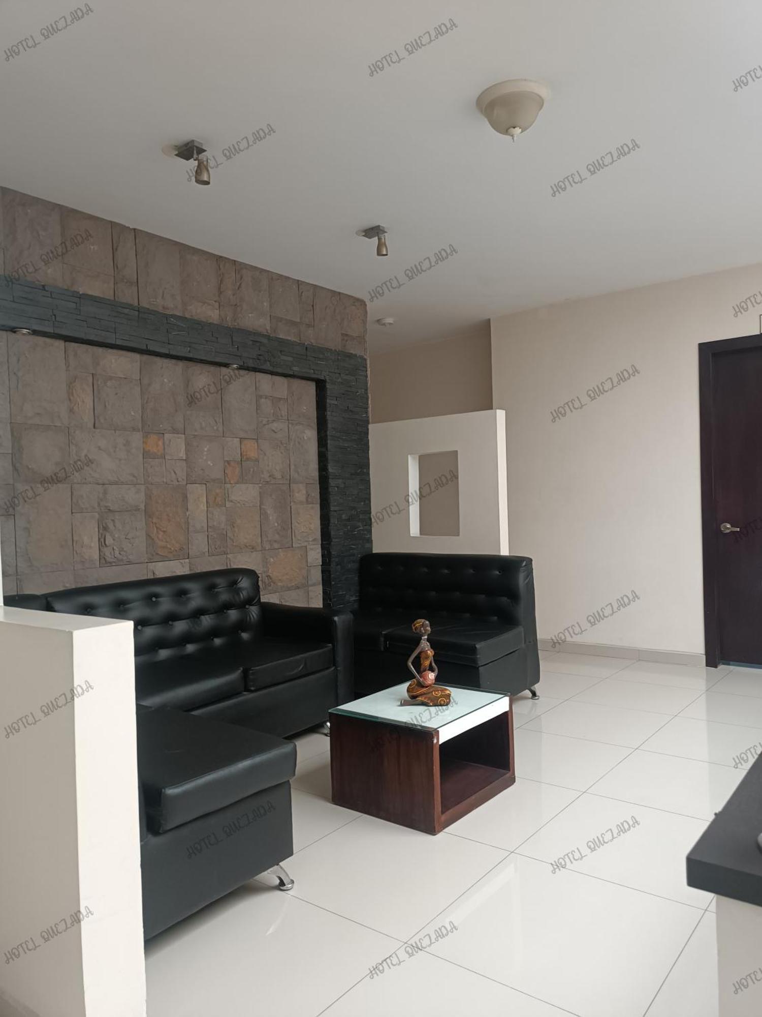 Hotel Quezada Hermanos Santo Domingo de los Colorados Eksteriør billede