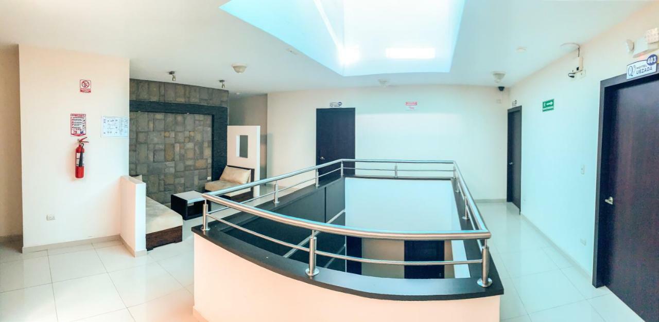 Hotel Quezada Hermanos Santo Domingo de los Colorados Eksteriør billede